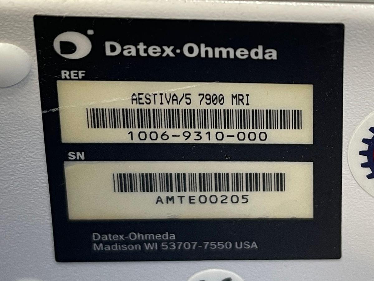 Used Datex-Ohmeda Aestiva/5 MRI YOM: 2001 SN: AMTE 00205