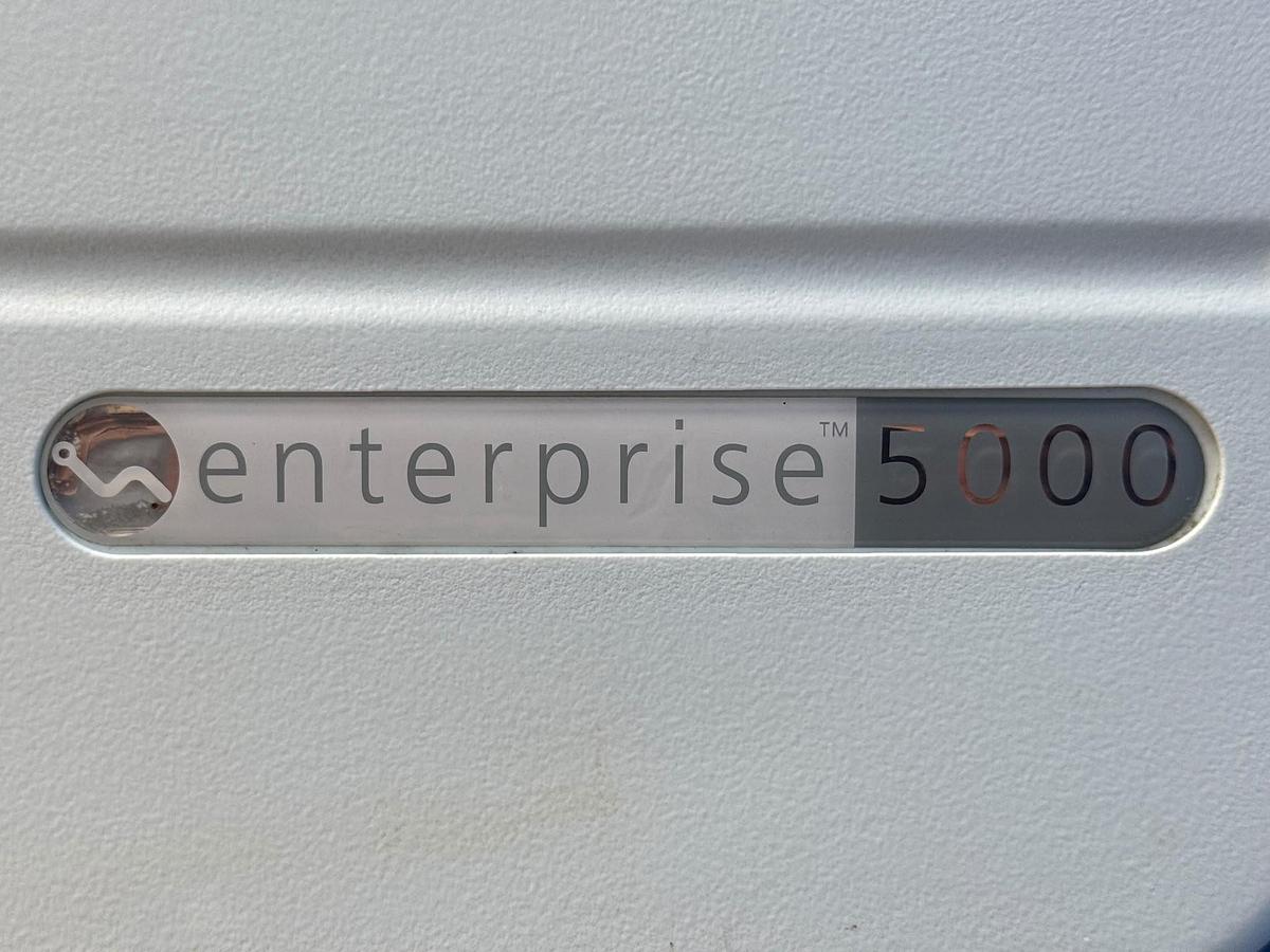 Used Huntleigh / Arjo Enterprise 5000 Bed YOM: 2009 