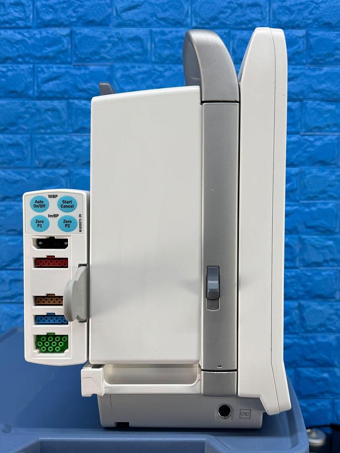 Used Dräger Fabius Tiro YOM: 2011  Include GE B650 Patient Monitor YOM: 2013 With SPO2 & ECG Cables