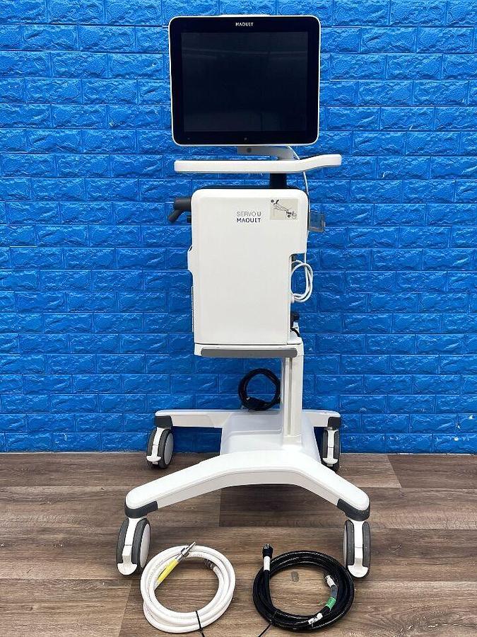 Used MAQUET Servo U Ventilator YOM