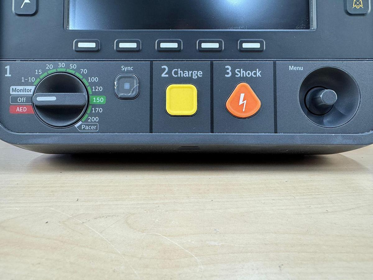 Used Philips HeartStart Intrepid Defibrillator YOM: 2019 