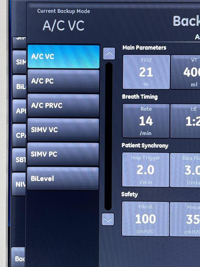 Used GE R860 Ventilator, YOM: 2020