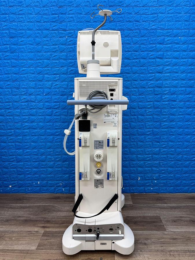 Used Fresenius 5008S REF: 5008S Hours: 1009 YOM: 2011