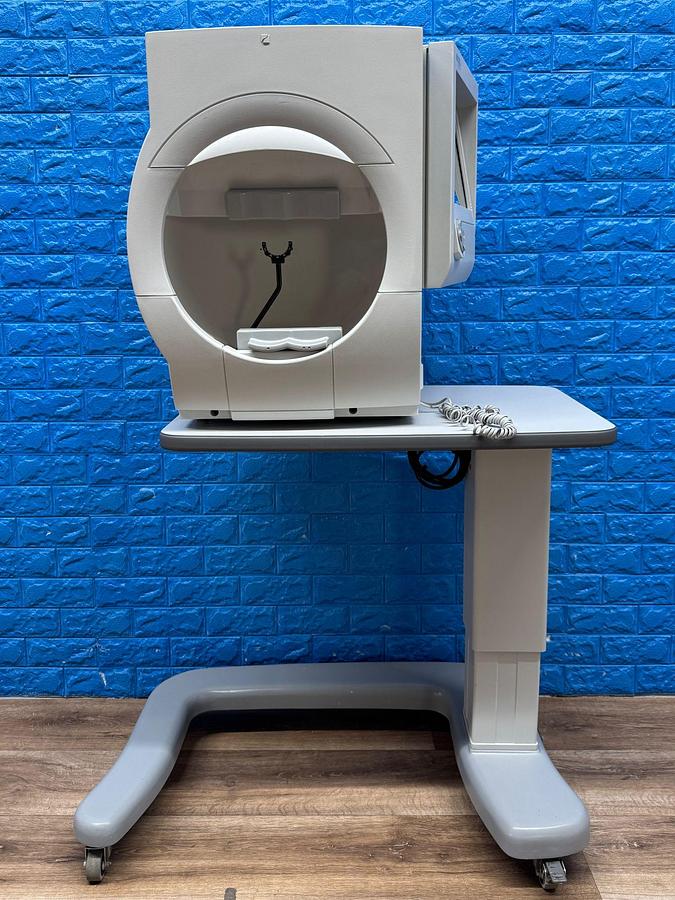 Used Zeiss Field Analyzer Model: 720