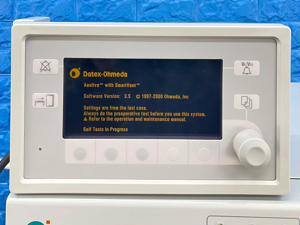 Used Datex-Ohmeda Aestiva/5 MRI YOM: 2001 SN: AMTE 00205
