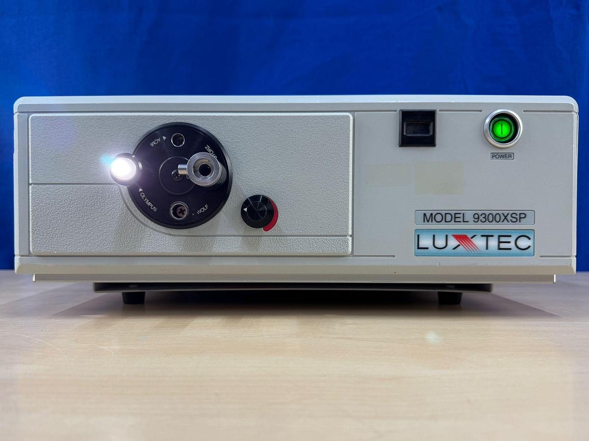 Used Luxtec 9300XSP Light Source  