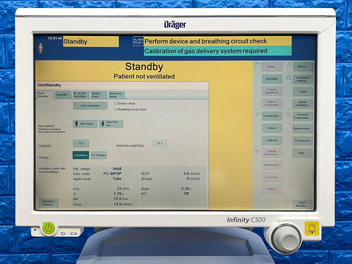 Used Dräger Evita V500 Ventilator SW: S02.51.01 Hours: 33367 YOM: 2013 SN: ASEE-0086