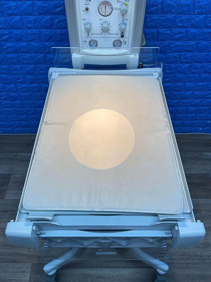 Used GE Panda Incubator YOM