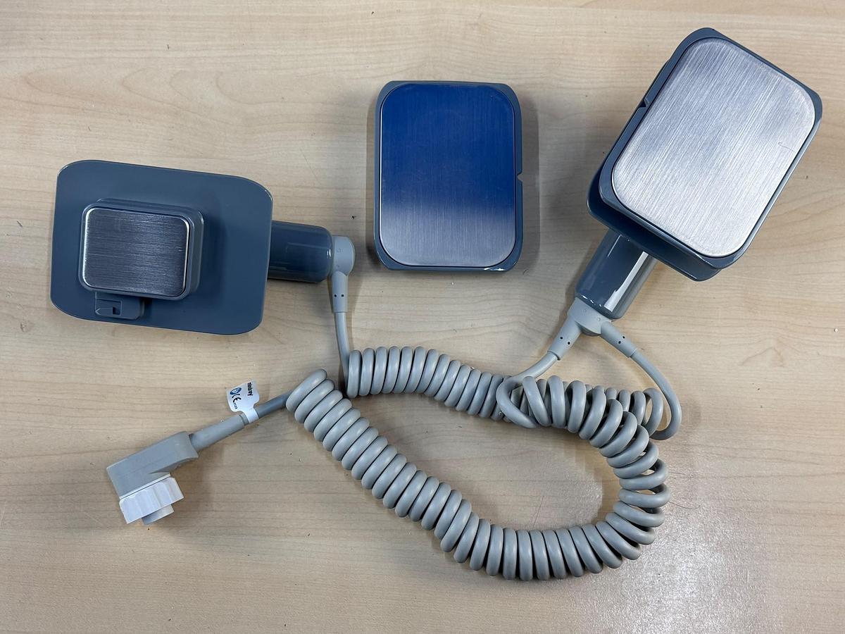 Used Mindray BeneHeart D6 Defibrillator