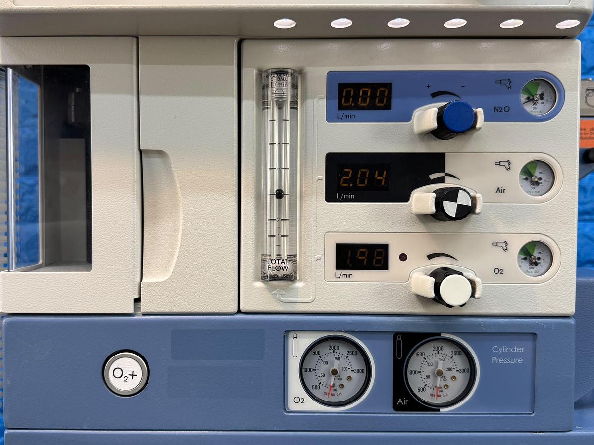 Used Dräger Fabius Tiro YOM: 2011