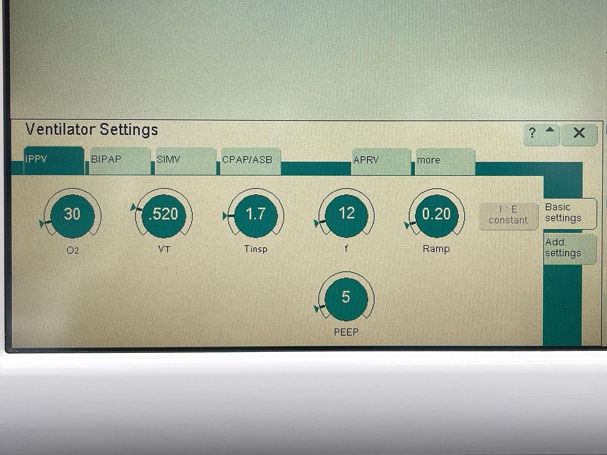 Used 9X Dräger Evita XL Ventilator