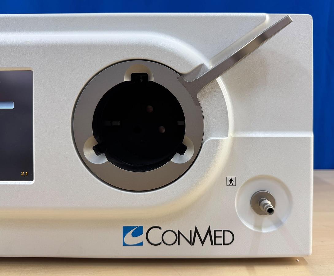Used ConMed Airseal I.F.S Intelligent Flow System REF: AS-iFS2 / F121 EU YOM: 2020