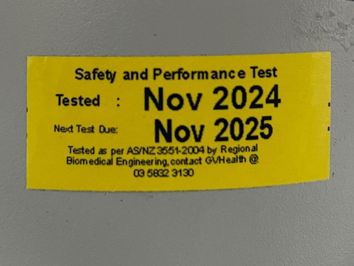 Used ZEISS S8 OPMI VISU 150 Microscope  