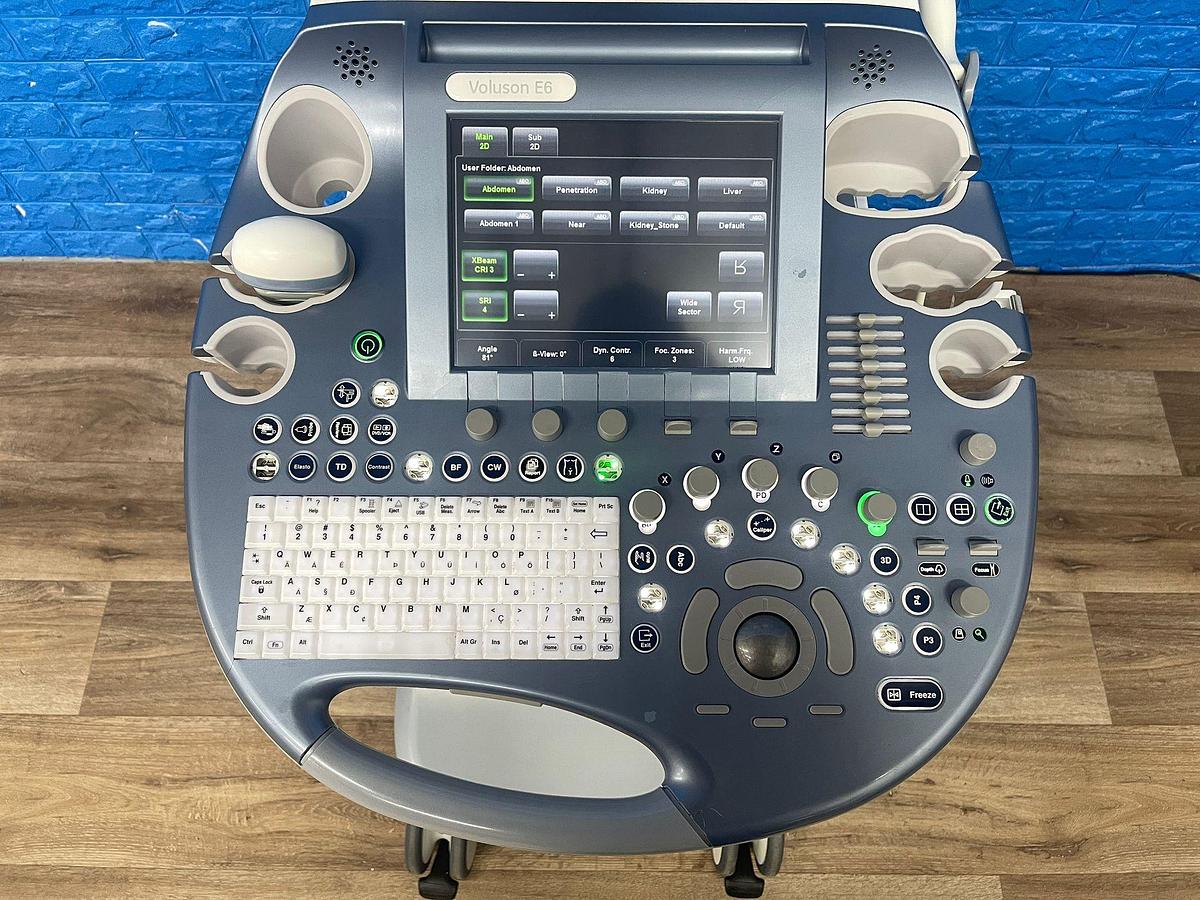 Used GE Datex Ohmeda Voluson E6 Ultrasound YOM: 2015 Probes RAB6-D YOM: 2015 IC5-9-D YOM: 2015