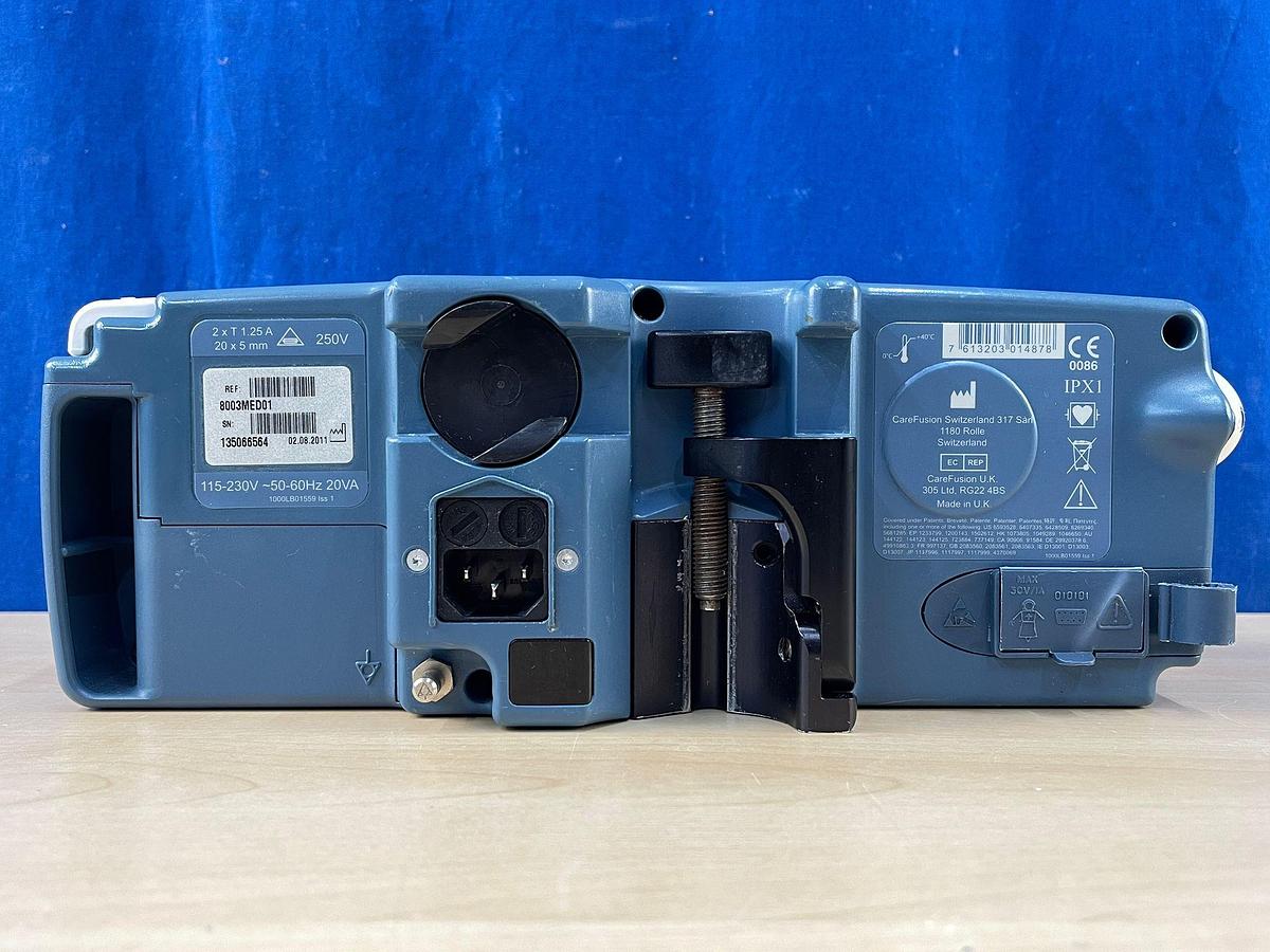 Used Alaris Plus CC CareFusion Syringe Pump YOM: 2011 