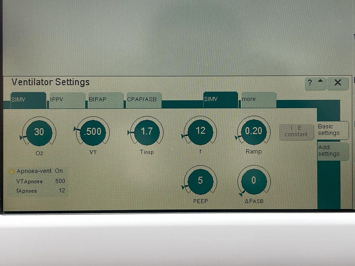 Used Dräger Evita XL Universal Ventilator