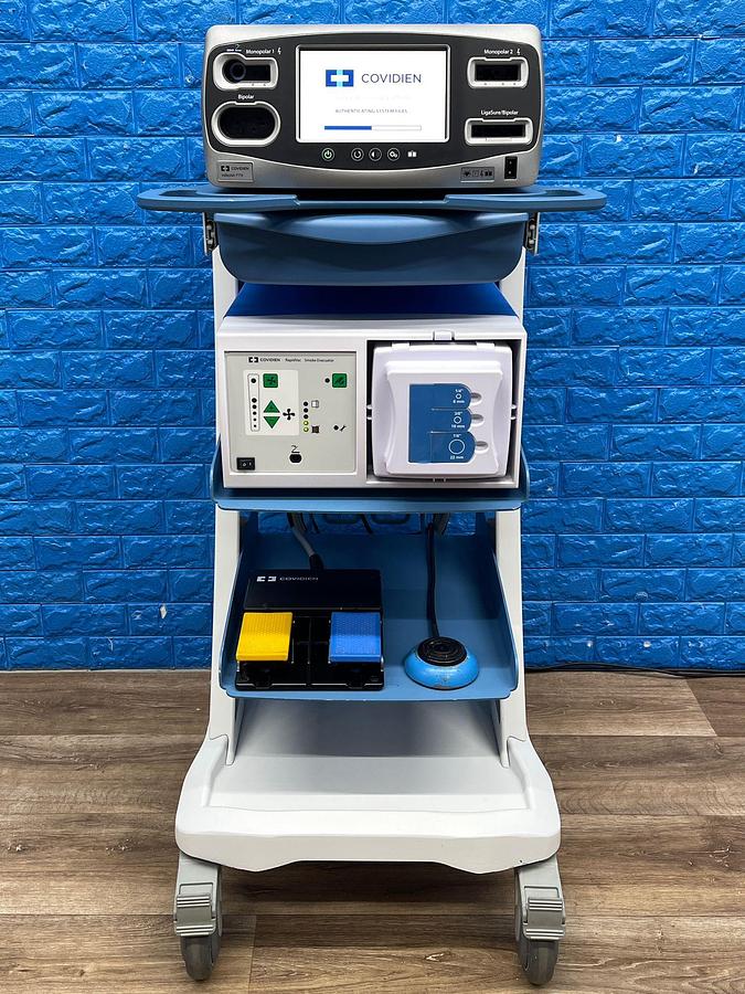 Used COVIDIEN Valleylab FT10 YOM: 2018 Includes Smoke Evacuator YOM: 2018 Monopolar and Bipolar Foot switch Electrosurgical Unit