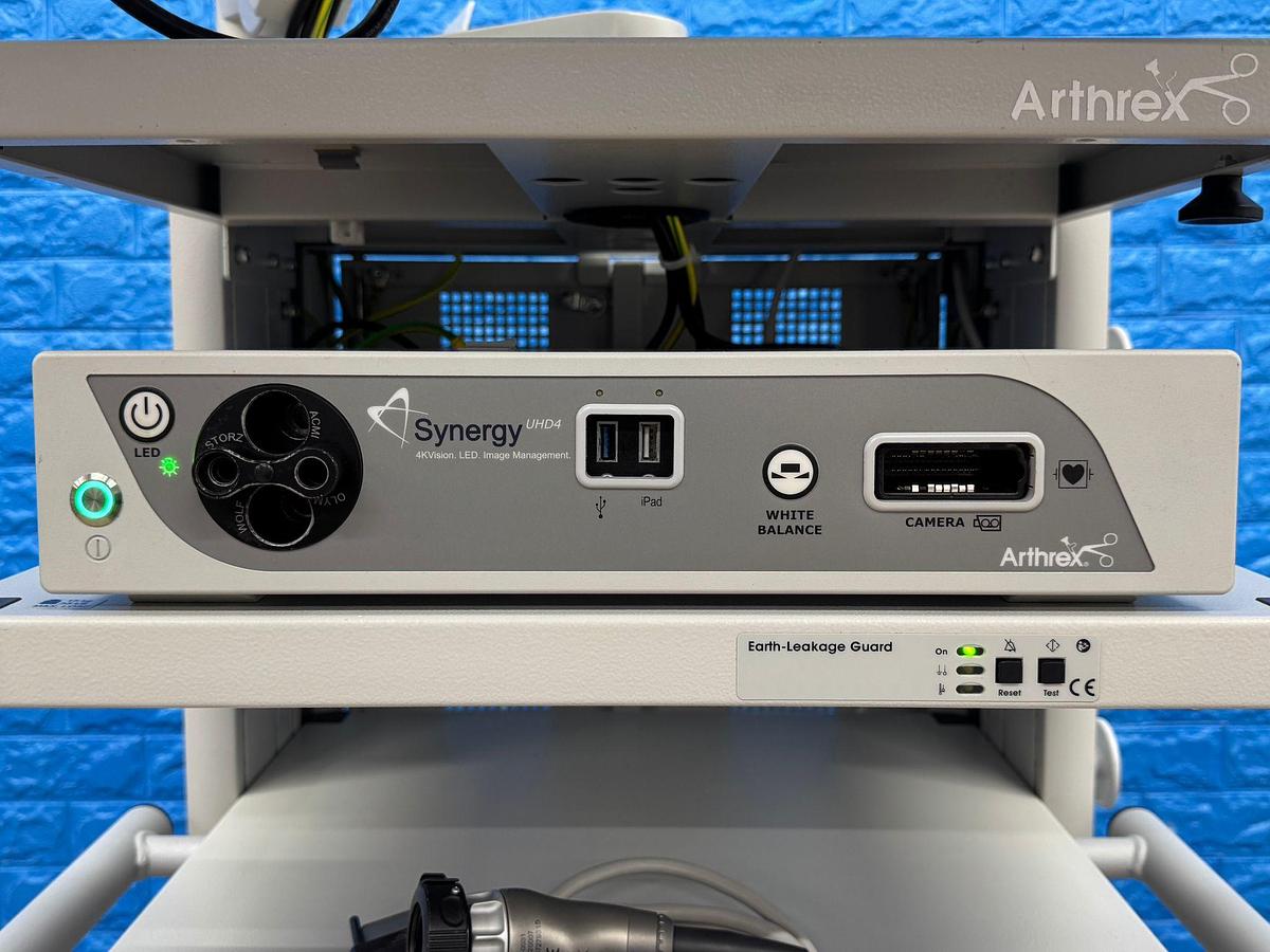 Used Arthrex 4K Laparoscopy Tower - LED 4K Monitor 32 inch YOM: 2018  - Synergy UHD4 4K Vision LED Image Processor  - Arthrex 4K Ultra Autoclave Camera Head    - Karl Storz Endoflator   - Arthrex Trolley