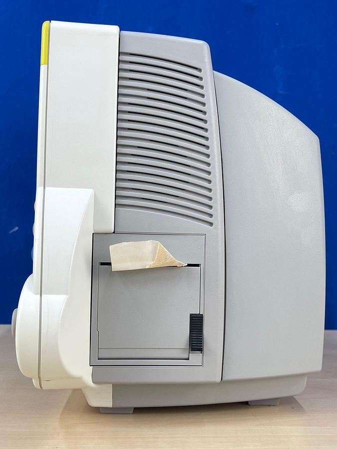 Used Philips IntelliVue MP30 patient monitor, YOM: 2013