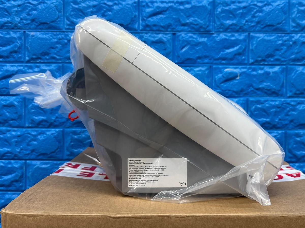 Used Siemens DCA Vantage Analyzer System REF: 06651932 (5075WW) YOM: 2025