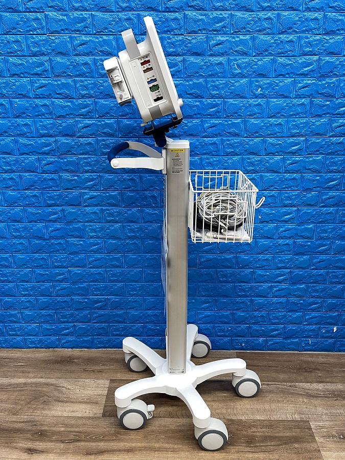 Used GE B125 Patients Monitor YOM: 2020 Include E-miniC Gass Module Without battery.