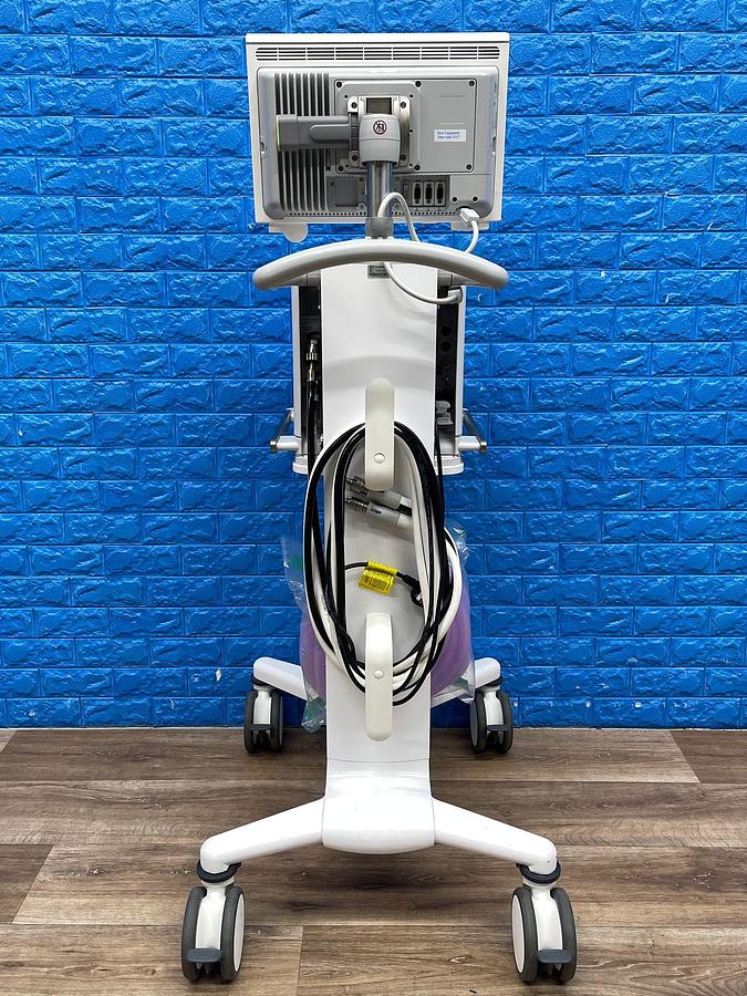 Used Dräger Evita V500 Ventilator SW: S02.51.01 Hours: 35374 YOM: 2013