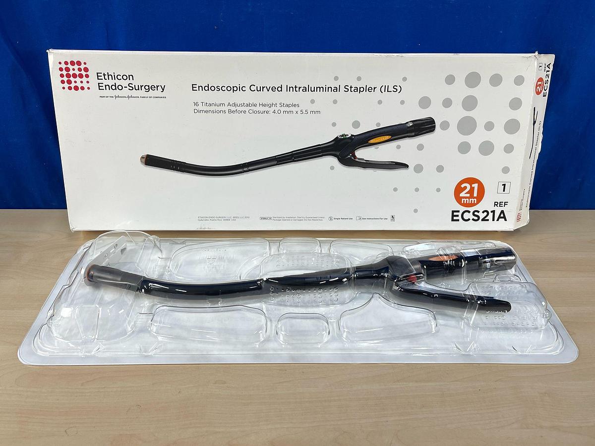 Ethicon Endo-Surgery Endoscopic Curved Intraluminal Stapler 21 MM REF: ECS21A