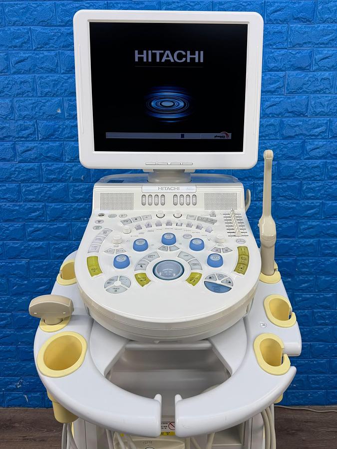 Used Hitachi HI Vision Avius Ultrasound  YOM: 2011   Probes  - EUP-C715 YOM: 2011 - EUP-V53W YOM: 2011 