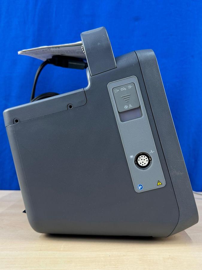 Used Philips HeartStart Intrepid Defibrillator With Efficia External Paddles YOM: 2019 