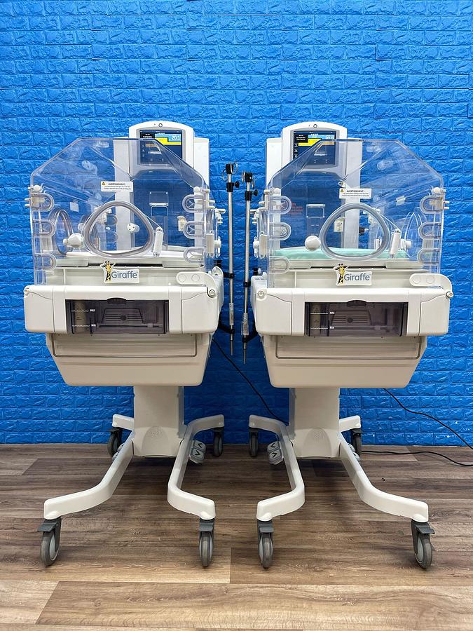 Used GE Giraffe YOM: 2018 Infant Incubator