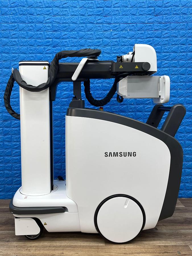 Used Samsung GM 85 Portable Mobile X-RAY YOM: 2021 
