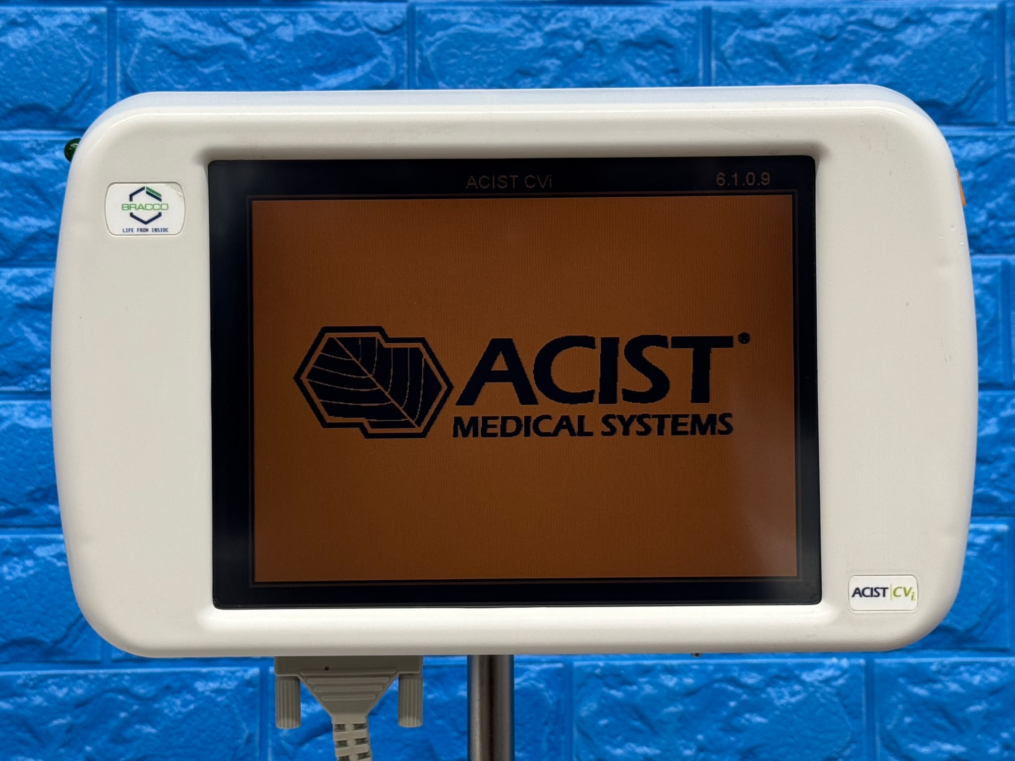 Used Bracco Acist CVi Injector System YOM: 2012