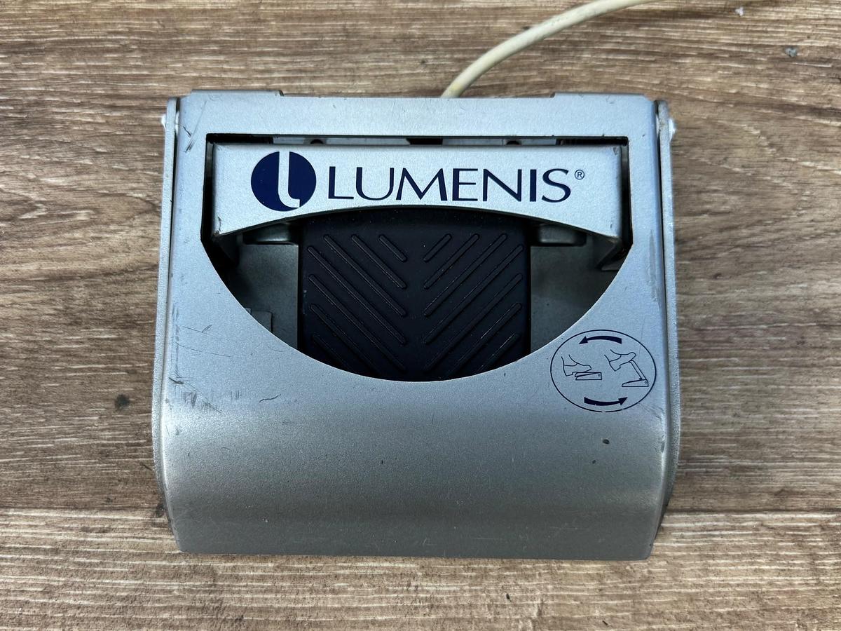 Used Lumenis ACUPULSE DUO Laser 40 Watt REF: SA-10014050 YOM: 2015 SN: 175 Include: Acupulse SurgiTouch Flash Scanner SN: 2118A Acuspot 712 Micromanipulator SN: 846 4x CO2 Laser Glasses