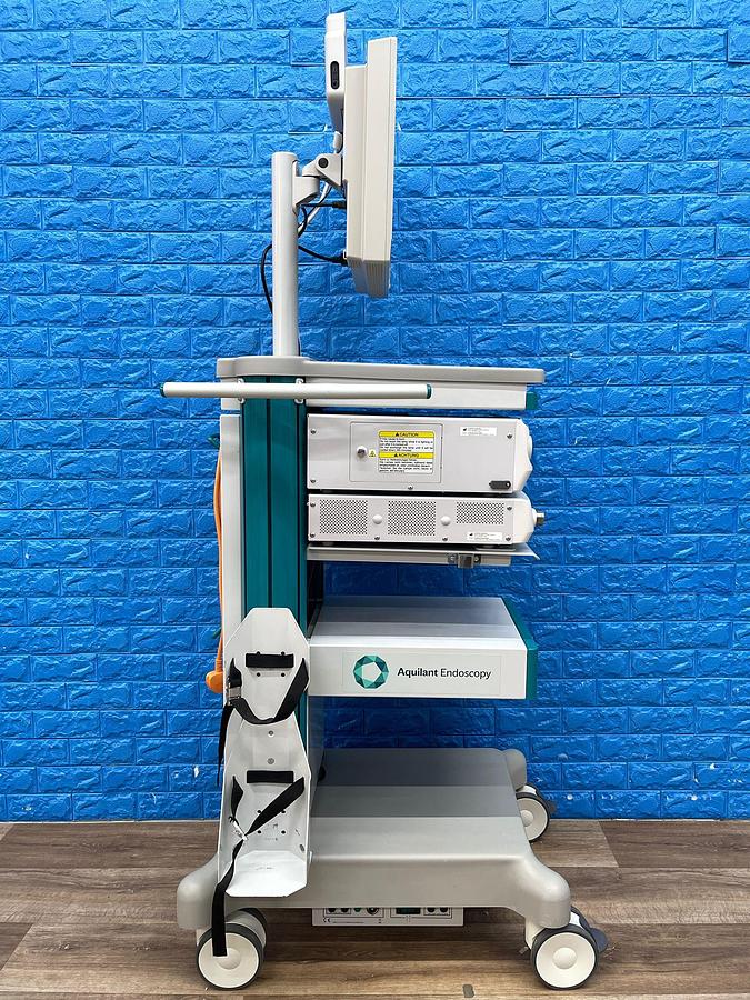 Used FUJINON Tower LCD Monitor 21 Inch YOM: 2015