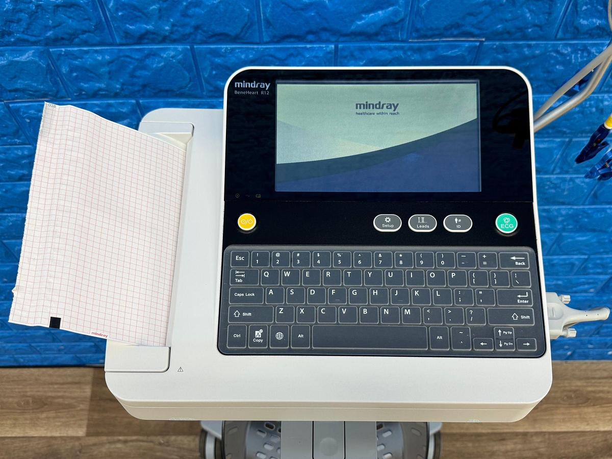 Used Mindray Electrocardiograph ECG Model: BeneHeart R12 YOM: 2022