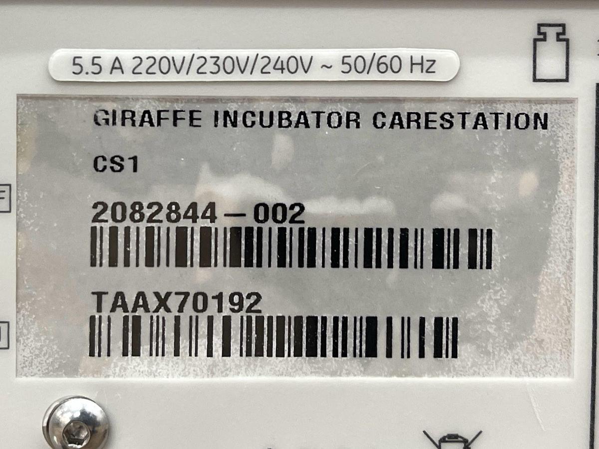 Used GE Giraffe Infant Incubator, YOM:2018, YOM:2018
