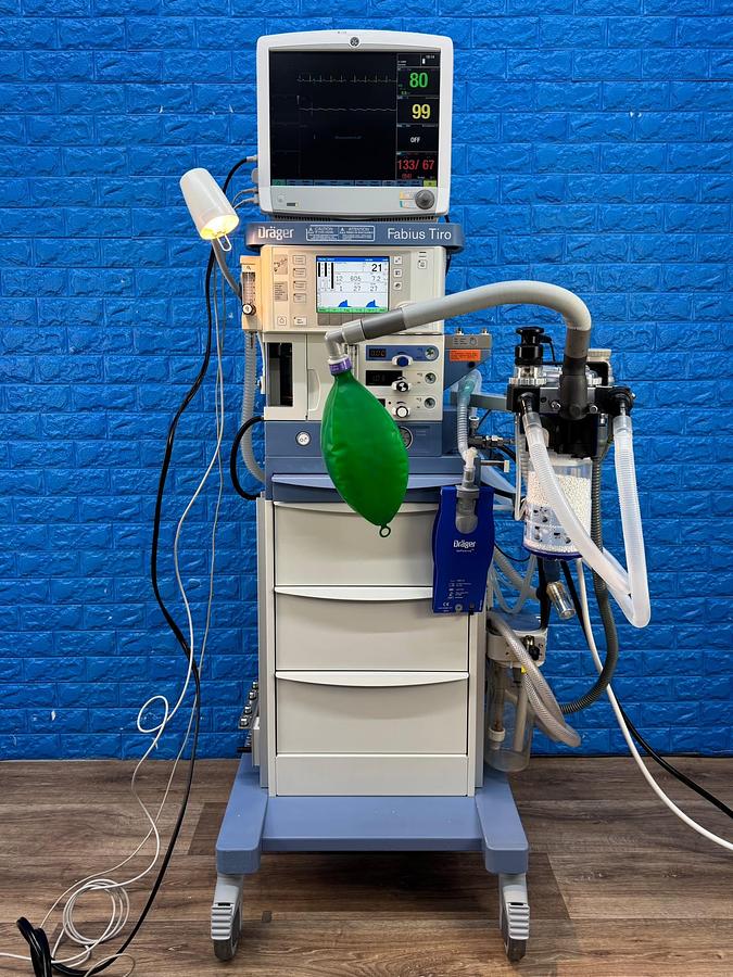 Used Dräger Fabius Tiro YOM: 2011  Include GE B650 Patient Monitor YOM: 2013 With SPO2 & ECG Cables