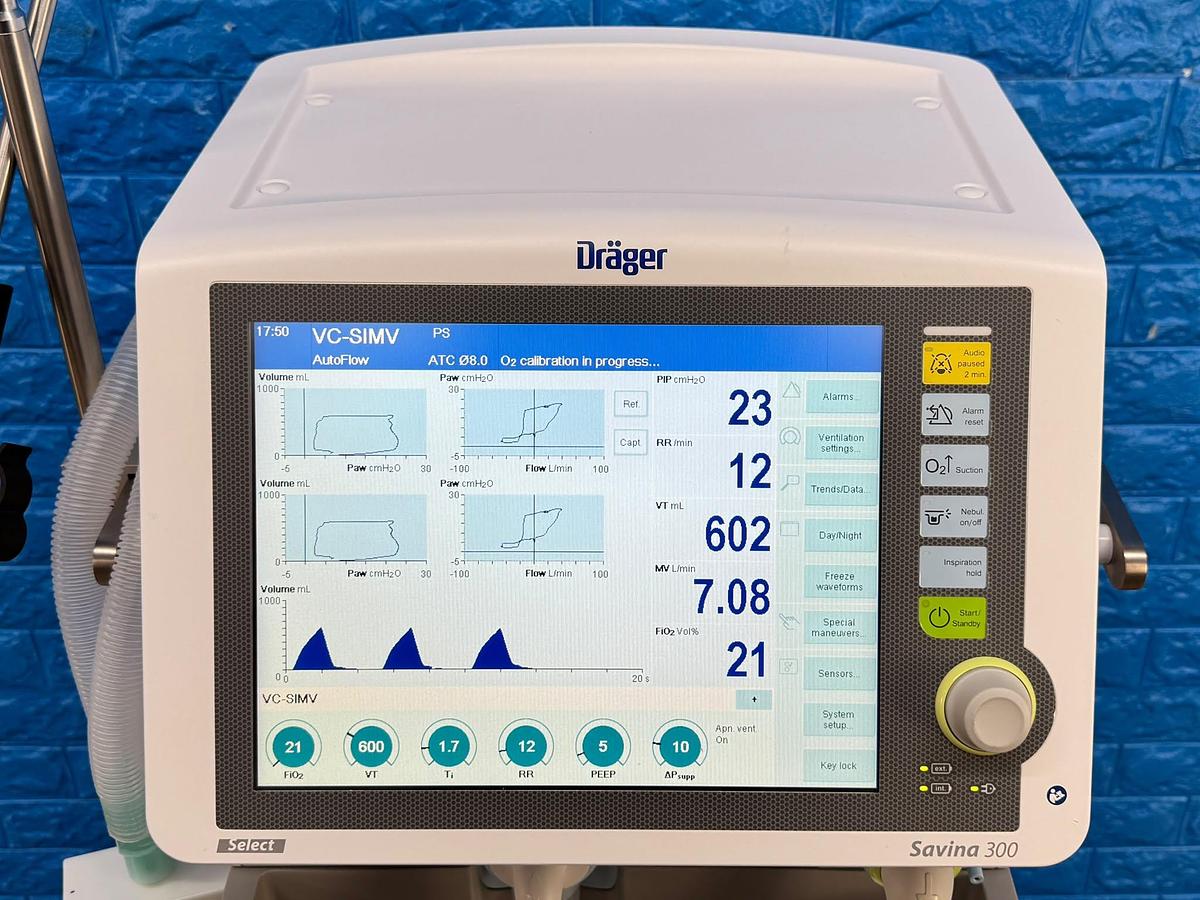 Used Dräger Savina 300 Ventilator YOM: 2020 Hours: 1547