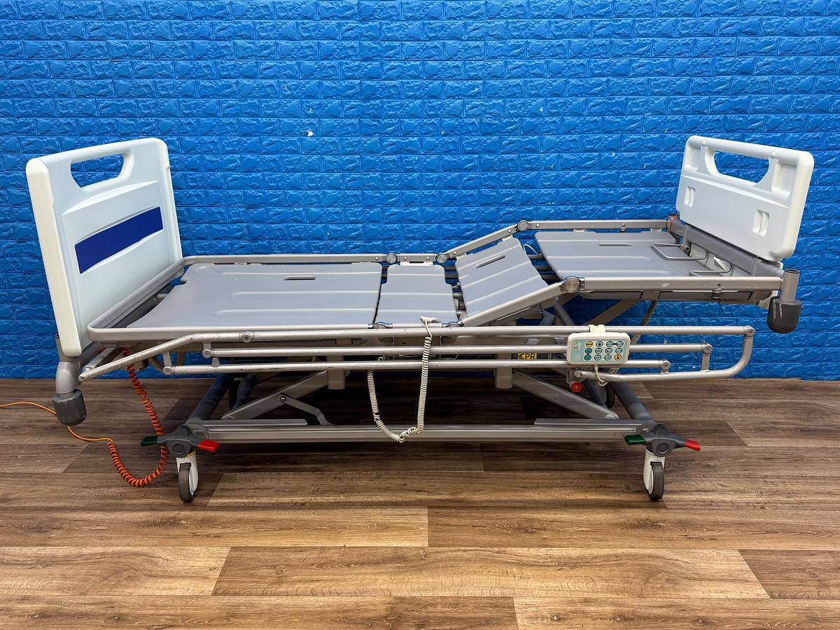 Used Huntleigh / Arjo Enterprise 5000 Bed YOM: 2009 