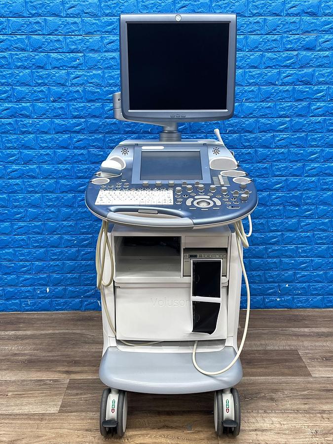 Used GE Datex Ohmeda Voluson E6 Ultrasound  YOM: 2015  Probes RAB6-D YOM: 2015 IC5-9-D YOM: 2015 