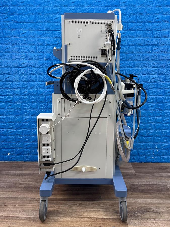 Used Dräger Fabius Tiro YOM: 2011