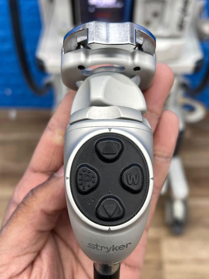 Used Stryker 1588 Laparoscopy Tower - Stryker 1588 Laparoscopy Tower  - Stryker Led Monitor 32 inch 4K YOM: 2016 - Pneumo Care - Synk Wireless Transmitter  - 1588 HD Camera Head  - SDC3 HD Information Management YOM: 2013 - 1588 HD Image Processor YOM: 2016 - LIO LED Light Source YOM: 2016 - SDP 1000 Digital Colour Printer