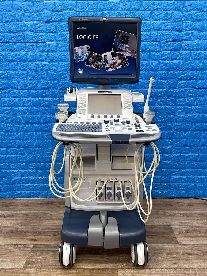 Used GE Logiq E9  YOM: 2014 With 4 Probes.