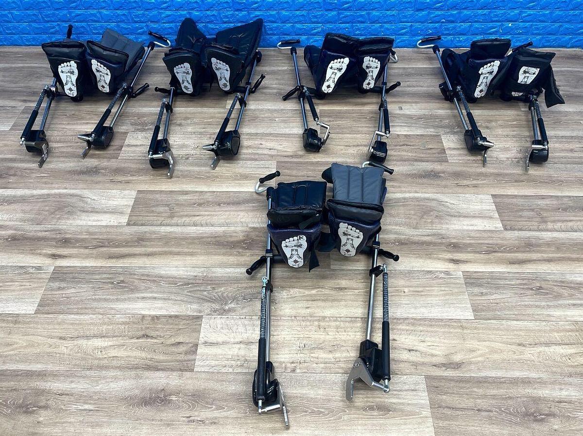 Used FYFESRT Finned Stirrup Foot Stand