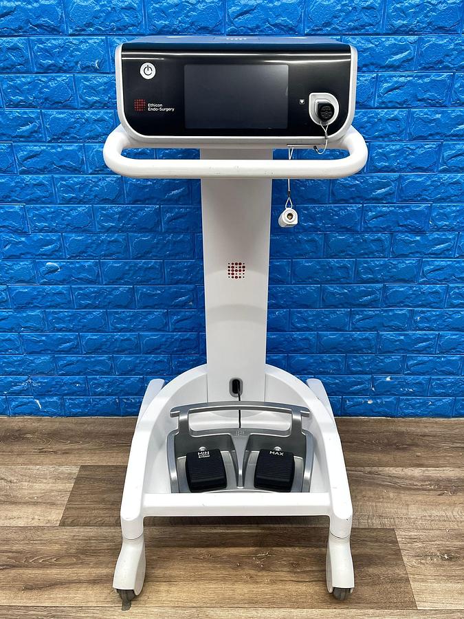 Used Ethicon GEN 11 YOM: 2012 