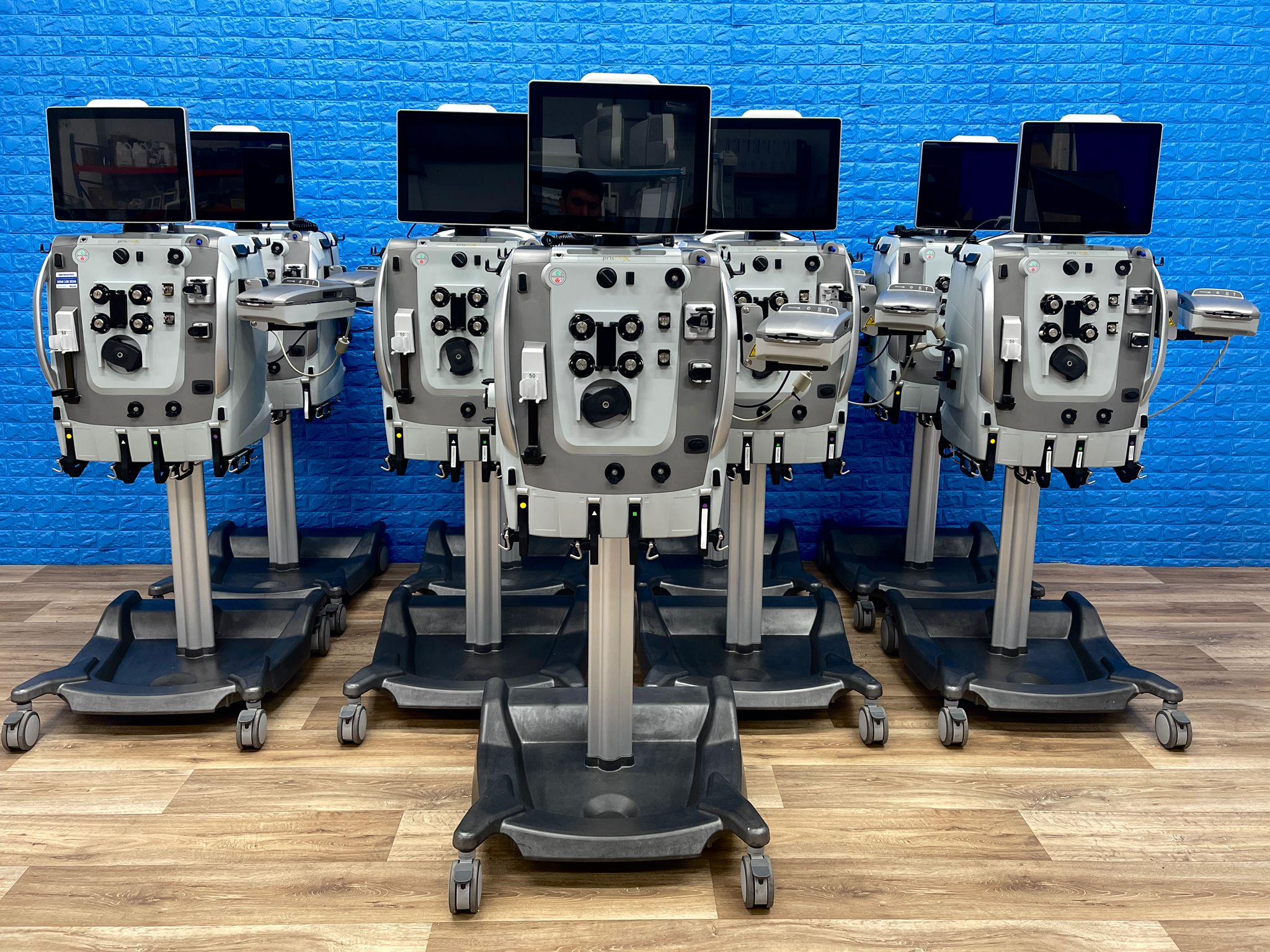 Used 9x Baxter PrismaX CRRT Dialysis Machines YOM: 2019 