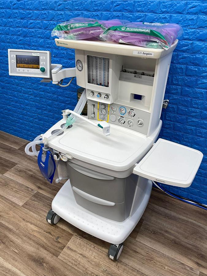 Used GE Datex-Ohmeda S/5 Aespire PSV Pro YOM: 2010