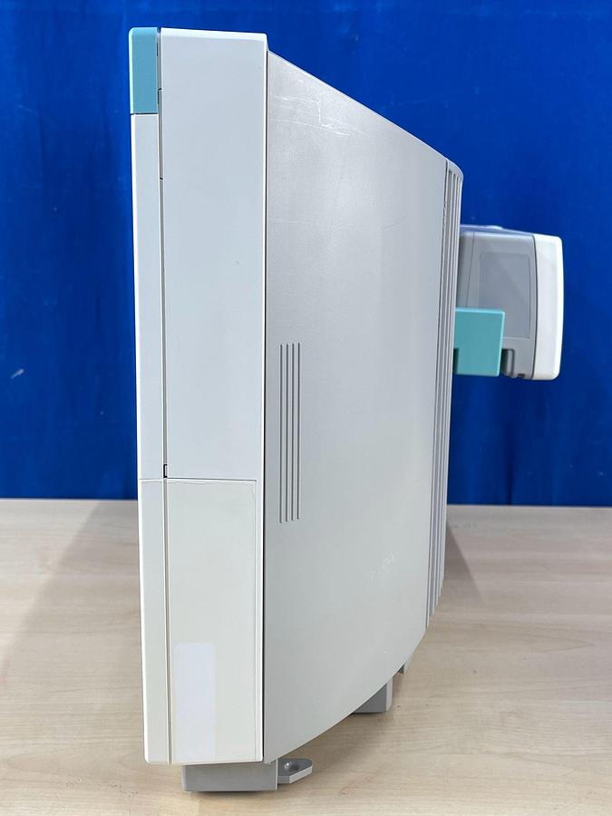 Used Philips MP-70 Patient Monitor, YOM: 2010.