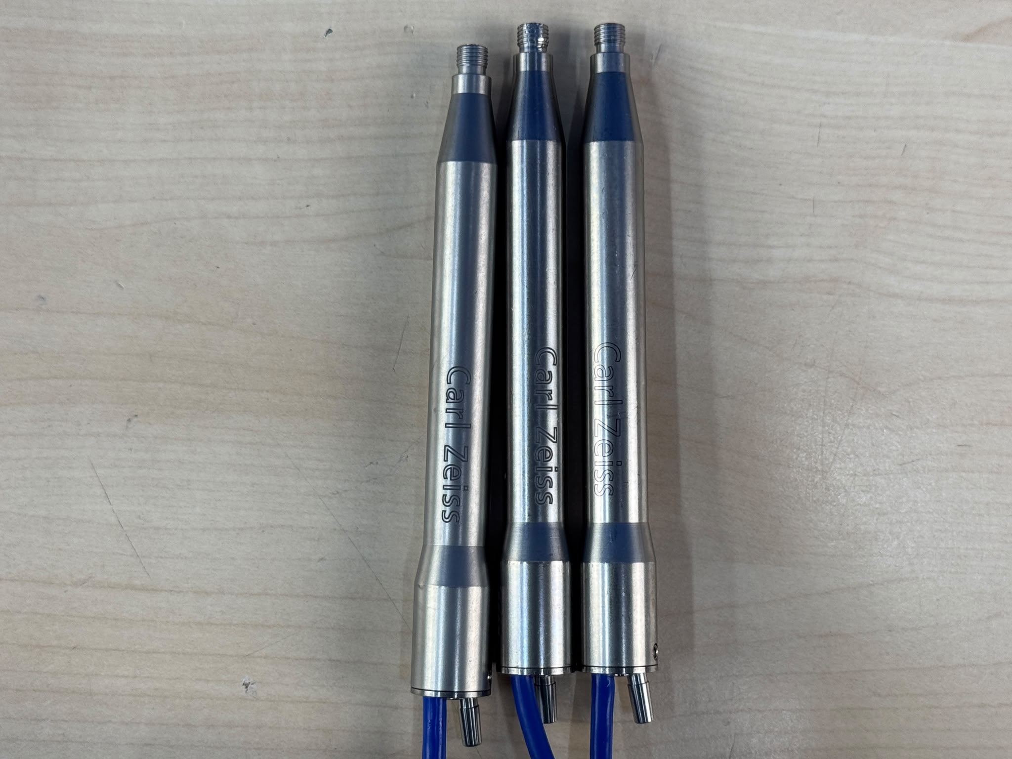 Used CARL ZEISS Visalia S500 REF: 640420 with 3 Hand Pieces YOM: 2013