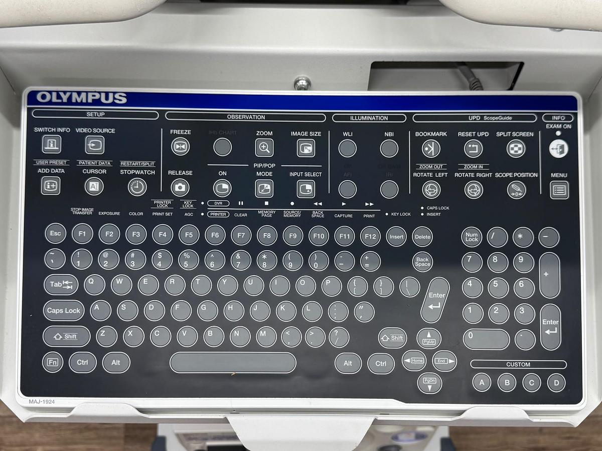 Used Olympus 290 System  Evis Lucera Elite CV-290 SN: 7830146 Evis Lucera Elite CLV-290SL SN: 7821260  Olympus Pigtail MAJ-1911 Olympus Keyboard MAJ-1924 Olympus OEV262H LED Monitor  YOM: 2018 SN: 7870845  Olympus OFP-2 With Foot Switch  YOM: 2017 SN: 21731426 Olympus KV-5 SN: 27 17252 Olympus ESG-100 YOM: 2010 SN: 25367W23-102 Olympus UCR With Hose SN: 7043769